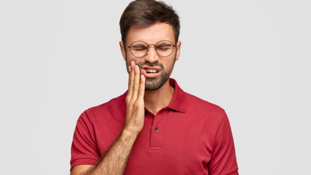 warning signs of tooth infection